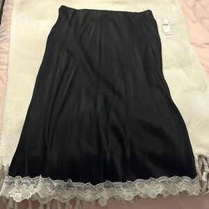 Tilda Slip Skirt Lace Trimmed Edition